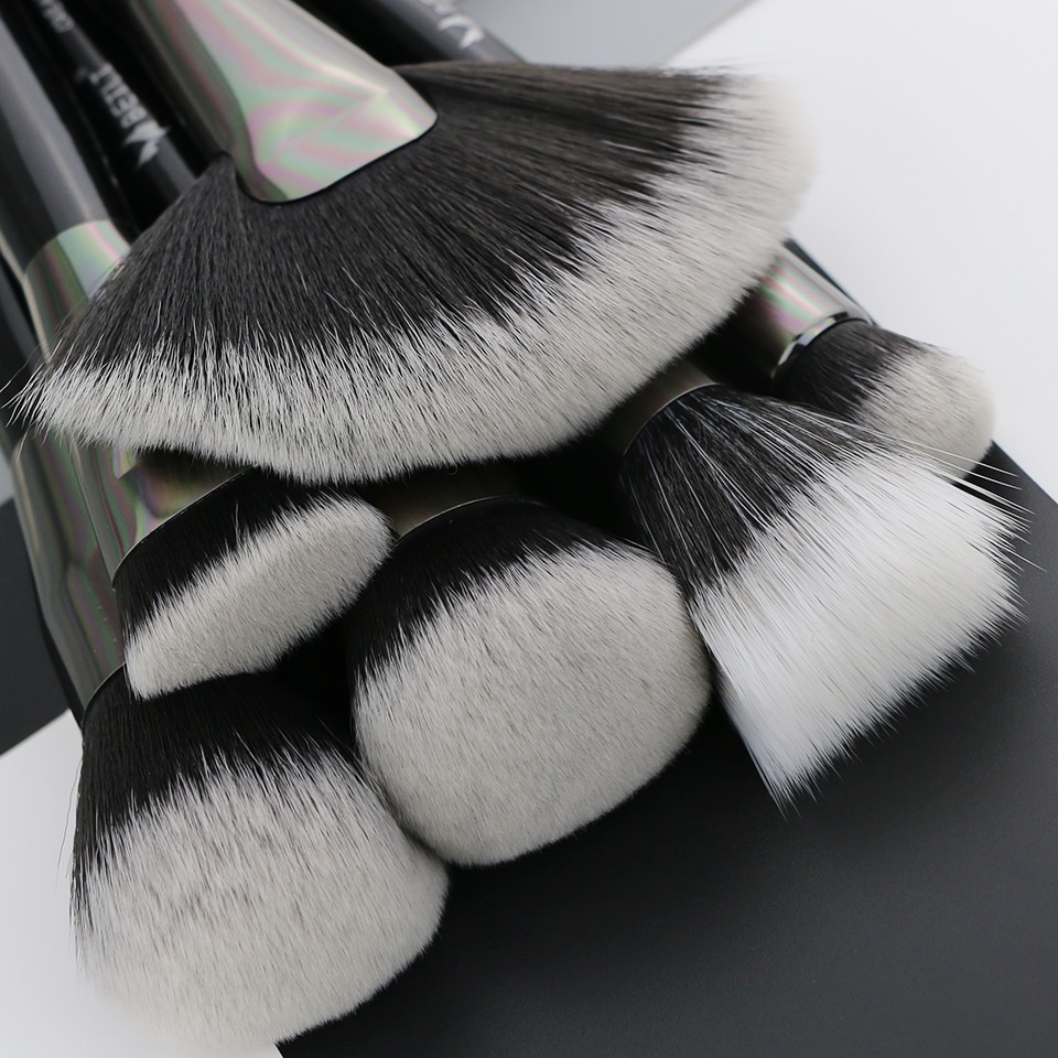 Women's Luxury Black Professional Makeup Brush Set 15 Pcs